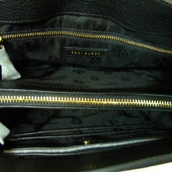 Tory Burch Marion Classic Black Leather Small Flap Shoulder Bag/Crossbody Bag - Picture 12 of 13